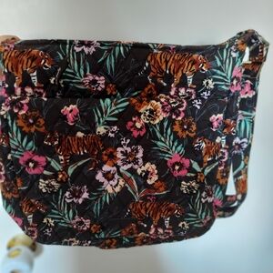 Vera Bradley Bail Jungle Pattern XL Crossbody